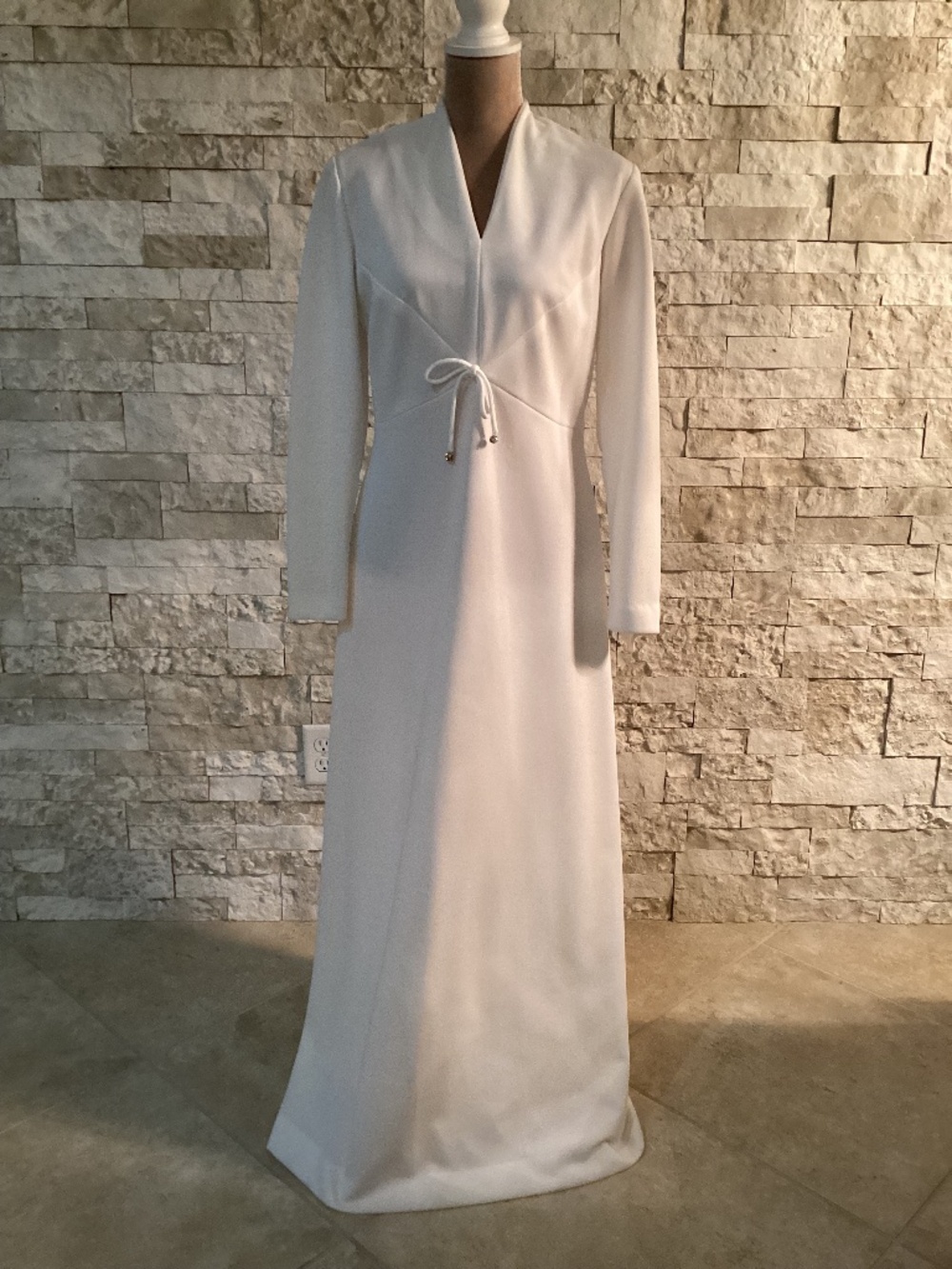 Vintage 70s Stoner Square Nelly Don White Winter Wedding Maxi Dress Sz 16